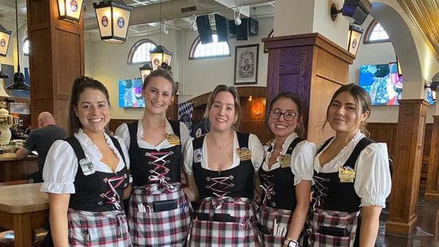 hofbrauhaus-columbus-reservations-2